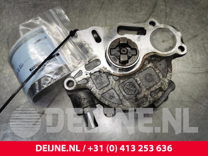 Vakuumpumpe (Diesel) van een Volkswagen Caddy III (2KA,2KH,2CA,2CH) 1.6 TDI 16V 2015