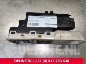 Used Electric window switch Volvo S80 (KV/P80JU) 2.4 20V 140 Bifuel LPG Price € 40,00 Margin scheme offered by van Deijne Onderdelen Uden B.V.