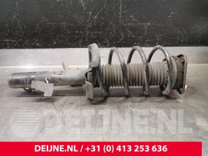 Used Front shock absorber rod, right Volvo V50 (MW) 2.4i 20V Price € 40,00 Margin scheme offered by van Deijne Onderdelen Uden B.V.