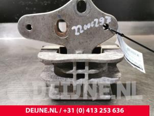 Motorlager van een Ford Transit Custom 2.0 TDCi 16V Eco Blue 185 2020