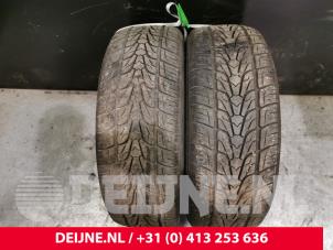 Usados Neumático de invierno Precio de solicitud ofrecido por van Deijne Onderdelen Uden B.V.