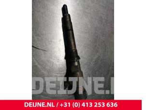 Używane Wtryskiwacz (Diesel) Iveco Daily Cena € 151,25 Z VAT oferowane przez van Deijne Onderdelen Uden B.V.