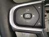 Steering wheel from a Volvo V60 II (ZW) 2.0 B3 16V Mild Hybrid Geartronic 2022