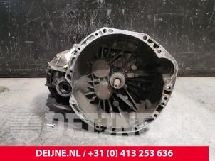 Used Gearbox Opel Movano 2.3 CDTi 16V FWD Price on request offered by van Deijne Onderdelen Uden B.V.