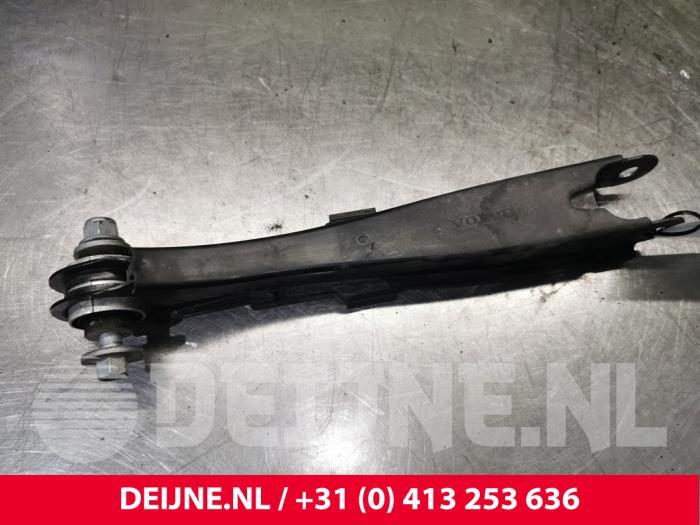 Rear lower wishbone, left Volvo V60 II 2.0 B3 16V Mild Hybrid ...
