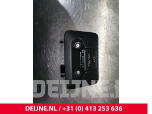 Gebrauchte Handbremse Schalter Volvo V70 (BW) 1.6 DRIVe 16V Preis auf Anfrage angeboten von van Deijne Onderdelen Uden B.V.