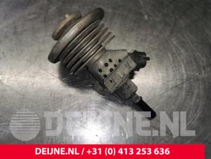 Used Adblue Injector Mercedes Vito (447.6) 2.2 114 CDI 16V Price € 60,50 Inclusive VAT offered by van Deijne Onderdelen Uden B.V.