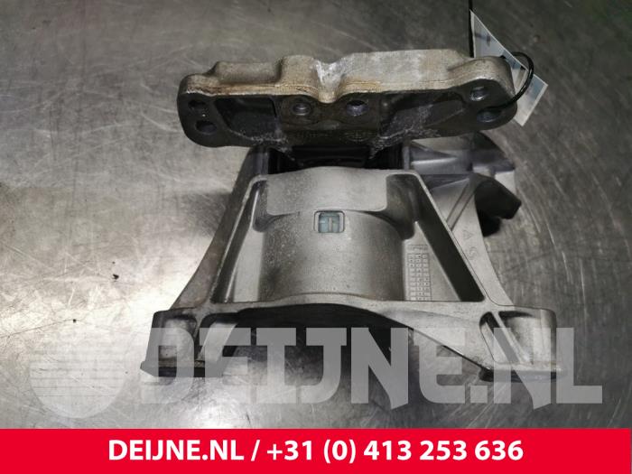 Gebrauchte Motorlager Toyota ProAce 1.6 D-4D 95 16V Preis € 42,35 Mit Mehrwertsteuer angeboten von van Deijne Onderdelen Uden B.V.