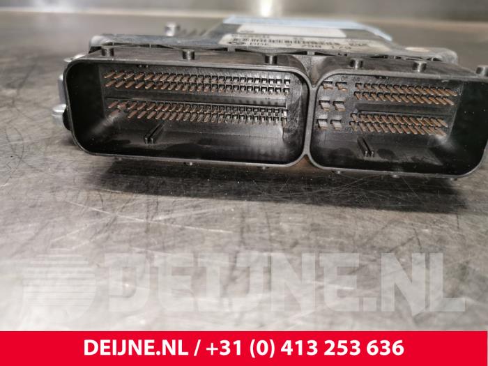 Engine management computer BMW 3 serie 320d 16V - 7798179 204D4 BOSCH