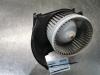 Heating and ventilation fan motor from a Opel Movano 2.3 CDTi 16V FWD 2012