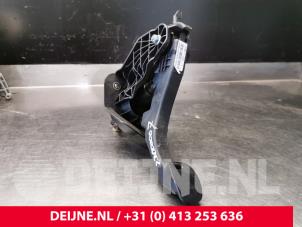 Used Clutch pedal Opel Combo Cargo 1.5 CDTI 75 Price € 66,55 Inclusive VAT offered by van Deijne Onderdelen Uden B.V.