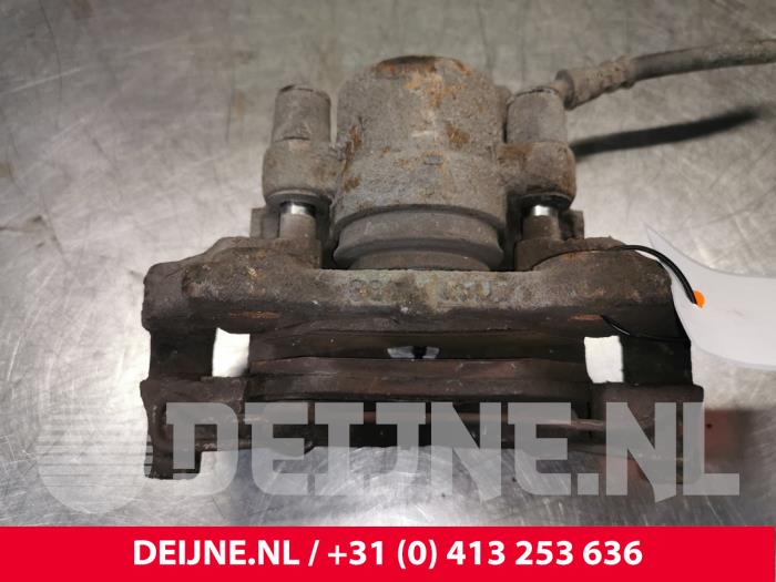 Gebrauchte Bremszange rechts hinten Mercedes Sprinter 2t (901/902) 211 CDI 16V Preis € 48,40 Mit Mehrwertsteuer angeboten von van Deijne Onderdelen Uden B.V.