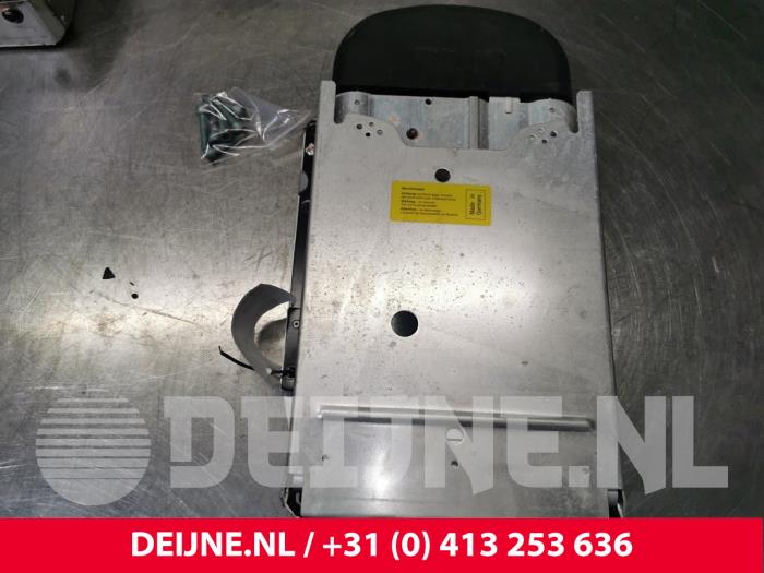 Begagnade Störtbåge Porsche 911 (996) 3.6 Carrera 4 24V Pris € 100,00 Marginaltabell erbjuds av van Deijne Onderdelen Uden B.V.