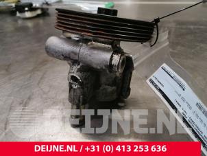 Used Power steering pump Nissan Interstar (X70) 1.9 dCi Price € 72,60 Inclusive VAT offered by van Deijne Onderdelen Uden B.V.