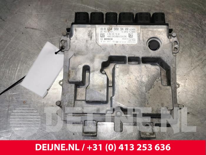 Ordinateur gestion moteur d'un Mercedes-Benz Sprinter 5t 515 CDI 2.0 D RWD 2021