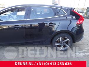 Usados Ventanilla adicional de 4 puertas izquierda detrás Volvo V40 (MV) 2.0 D2 16V Precio € 50,00 Norma de margen ofrecido por van Deijne Onderdelen Uden B.V.