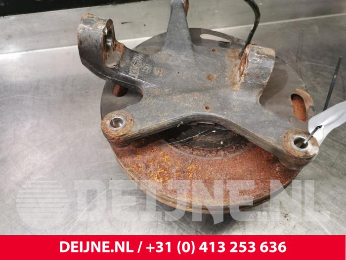 Knuckle, front left from a Iveco New Daily VI 35C18, 35S18, 40C18, 50C18 2020