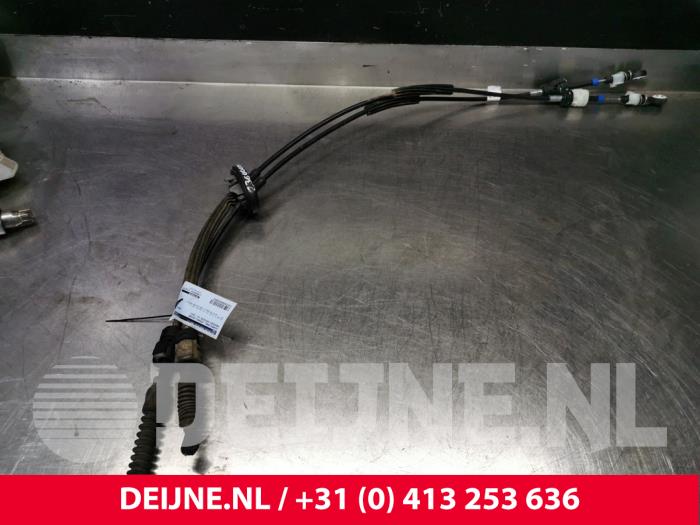 Usagé Câble commutation boîte de vitesse Mercedes Sprinter 5t 515 CDI 2.0 D RWD Prix € 60,50 Prix TTC proposé par van Deijne Onderdelen Uden B.V.