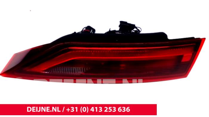 Taillight, left from a Volvo V90 2019
