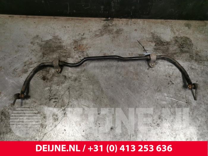 Front anti-roll bar from a Volkswagen Caddy IV 2.0 TDI 102 2017