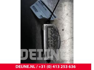 Używane Opornik nagrzewnicy Mercedes Vito (447.6) 1.6 111 CDI 16V Cena € 24,20 Z VAT oferowane przez van Deijne Onderdelen Uden B.V.
