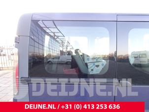 Used Extra window 2-door, rear right Opel Vivaro 1.9 DTI 16V Price on request offered by van Deijne Onderdelen Uden B.V.