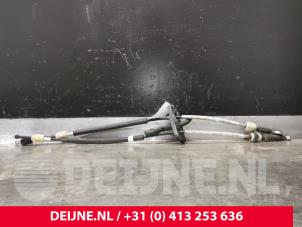 Usagé Câble commutation boîte de vitesse Peugeot Boxer (U9) 2.2 HDi 100 Euro 4 Prix € 108,90 Prix TTC proposé par van Deijne Onderdelen Uden B.V.