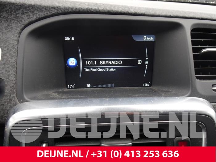 Affichage intérieur d'un Volvo V60 I (FW/GW) 1.6 DRIVe 2014