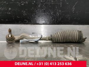 Used Tie rod, right Mercedes Vito (447.6) 2.2 114 CDI 16V Price € 18,15 Inclusive VAT offered by van Deijne Onderdelen Uden B.V.