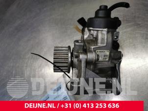 Używane Mechaniczna pompa paliwa Renault Captur (2R) 1.5 Energy dCi 90 FAP Cena € 181,50 Z VAT oferowane przez van Deijne Onderdelen Uden B.V.
