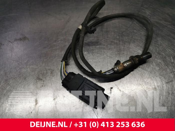 Lambda probe from a Volvo V60 II (ZW) 2.0 D4 16V 2019