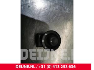 Used Mirror switch Opel Vivaro 1.6 CDTI 90 Price € 12,10 Inclusive VAT offered by van Deijne Onderdelen Uden B.V.