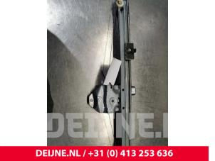 Gebrauchte Fenstermechanik 2-türig links vorne Opel Vivaro 1.6 CDTI 90 Preis auf Anfrage angeboten von van Deijne Onderdelen Uden B.V.