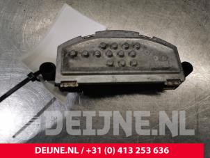 Used Heater resistor Mercedes Vito (447.6) 1.6 111 CDI 16V Price € 24,20 Inclusive VAT offered by van Deijne Onderdelen Uden B.V.