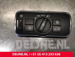 Used Light switch Volvo XC60 I (DZ) 2.0 D4 16V Price € 25,00 Margin scheme offered by van Deijne Onderdelen Uden B.V.