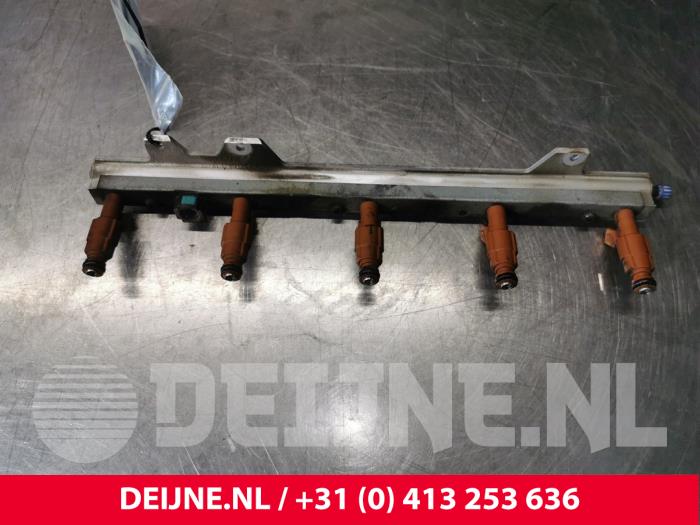 Usagé Système d'injection Volvo XC90 I 2.5 T 20V Prix € 50,00 Règlement à la marge proposé par van Deijne Onderdelen Uden B.V.