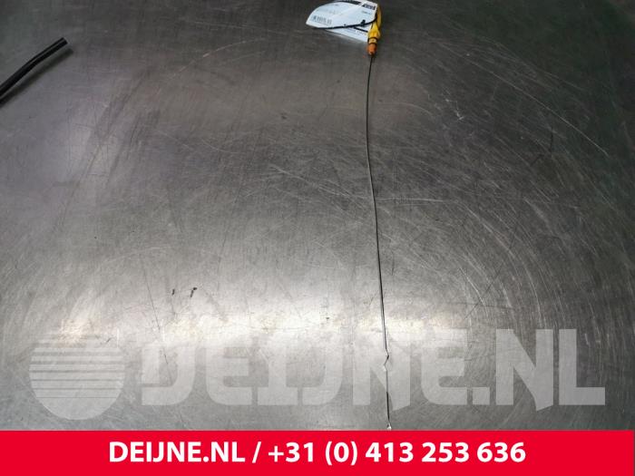 Gebrauchte Ölmessstab Volvo V50 (MW) 2.5 T5 20V Preis € 20,00 Margenregelung angeboten von van Deijne Onderdelen Uden B.V.