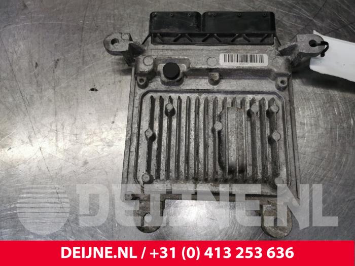 Engine management computer from a Mercedes-Benz Sprinter 3,5t (906.63) 310 CDI 16V 2015