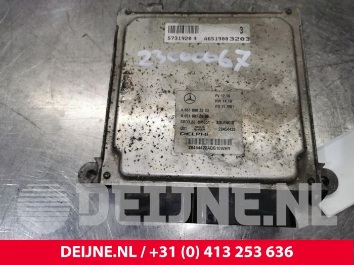 Used Engine management computer Mercedes Sprinter 3,5t (906.63) 310 CDI 16V Price € 393,25 Inclusive VAT offered by van Deijne Onderdelen Uden B.V.