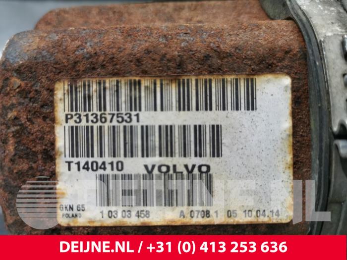 Cardan gauche (transmission) d'un Volvo V60 I (FW/GW) 2.4 D6 20V Plug-in Hybrid AWD 2014