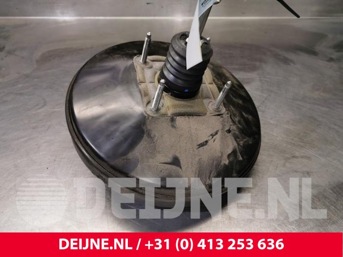 Usados Servofreno Iveco New Daily VI 33S14, 35C14, 35S14 Precio € 121,00 IVA incluido ofrecido por van Deijne Onderdelen Uden B.V.