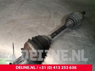 Used Front drive shaft, left Volvo XC70 (SZ) XC70 2.5 T 20V Price € 90,00 Margin scheme offered by van Deijne Onderdelen Uden B.V.