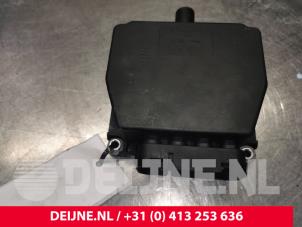 Used Vacuum relay Volkswagen CrossPolo (9N3) 1.4 16V 100 Price € 20,00 Margin scheme offered by van Deijne Onderdelen Uden B.V.