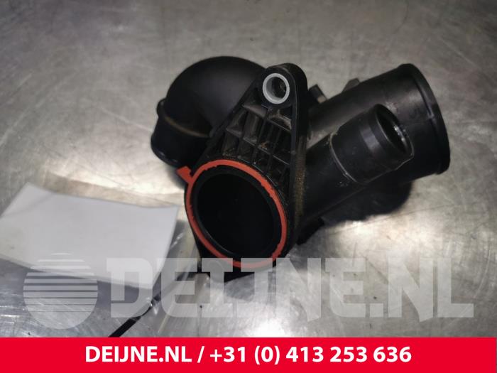 Gebrauchte AGR Rohr Renault Trafic (1FL/2FL/3FL/4FL) 2.0 dCi 16V 145 Preis € 42,35 Mit Mehrwertsteuer angeboten von van Deijne Onderdelen Uden B.V.