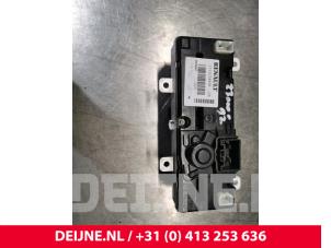Used Heater control panel Opel Movano 2.3 CDTi 16V FWD Price € 48,40 Inclusive VAT offered by van Deijne Onderdelen Uden B.V.