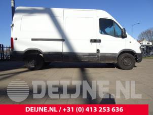 Used Sliding door, right Opel Movano Combi 2.8 DTI Price € 169,40 Inclusive VAT offered by van Deijne Onderdelen Uden B.V.