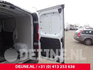 Used Interior lighting, rear Opel Vivaro 1.6 CDTI 90 Price on request offered by van Deijne Onderdelen Uden B.V.