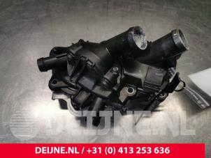 Usagé Pompe à eau Audi A3 Sportback (8VA/8VF) 1.4 16V g-tron Prix € 30,00 Règlement à la marge proposé par van Deijne Onderdelen Uden B.V.