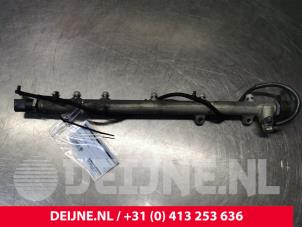 Used Fuel injector nozzle Mercedes E (W211) 2.7 E-270 CDI 20V Price € 96,80 Inclusive VAT offered by van Deijne Onderdelen Uden B.V.