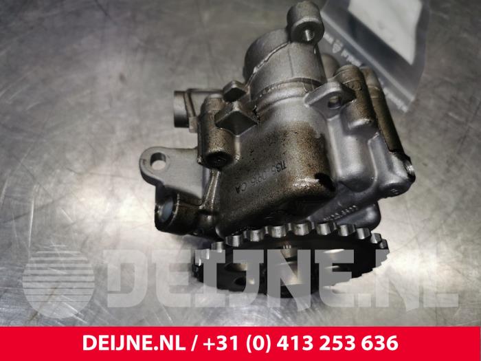 Gebrauchte Ölpumpe Ford Transit Custom 2.2 TDCi 16V FWD Preis € 60,50 Mit Mehrwertsteuer angeboten von van Deijne Onderdelen Uden B.V.